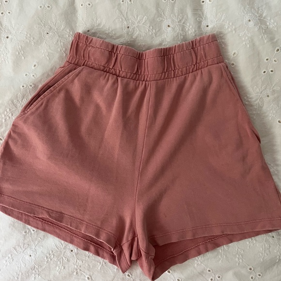 Zara Pink Sweat Shorts - Picture 2 of 5
